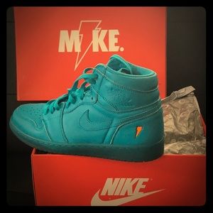 NIKE. AIR JORDAN 1 RETRO HI OG G8RD